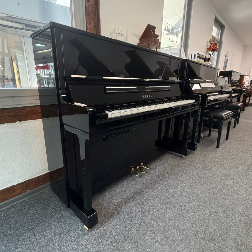 Yamaha Klavier YUS 1 SH TA schwarz poliert Occasion, Bestzustand, Bj. 2016 (gebraucht) - Musik-Ebert Gmbh