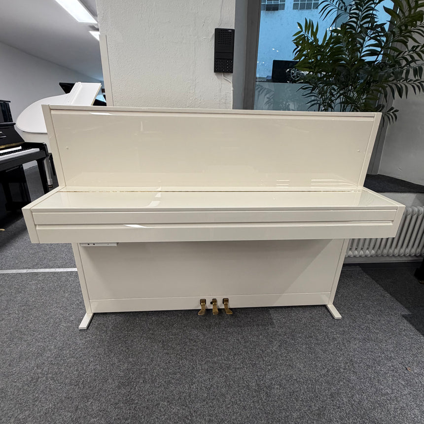 C. Bechstein Klavier A 2 Occasion – weiß poliert, mit Vario-System, Bj. 2019, neuwertig (gebraucht)