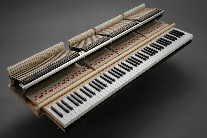 Clavier et mécanique démontés du Kawai GL-50, galerie du fabricant