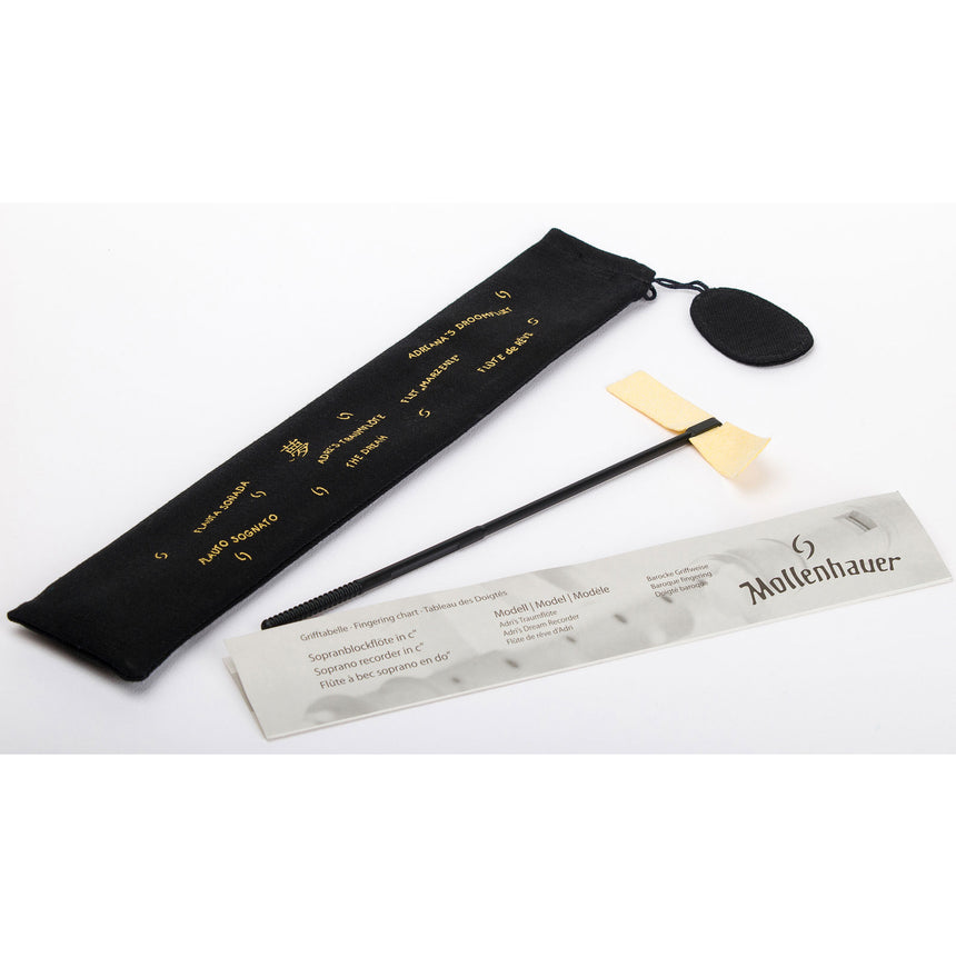Accessoires de la Mollenhauer 0119R : housse, écouvillon et tableau de doigtés