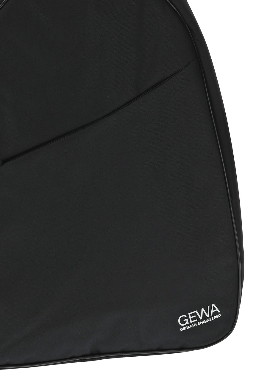 GEWA Basic 5 Western-Gitarrentasche 211.200 – Detail der unteren Tasche mit GEWA-Logo