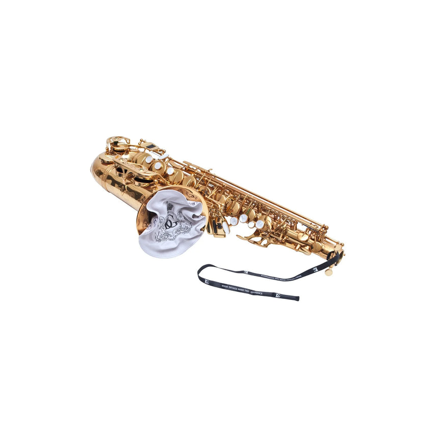 BG A30A Durchziehwischer – Anwendung am Altsaxophon