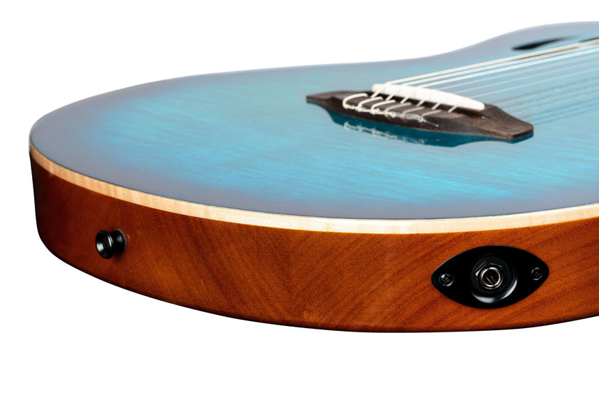 ORTEGA TourPlayer DeLuxe Nylon String Gitarre 6 String - geflammtes Ahorn Blau + Bag - Musik-Ebert Gmbh