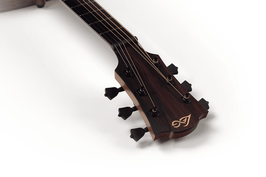 LAG Westerngitarre, Tramontane 318, Auditorium - Musik-Ebert Gmbh