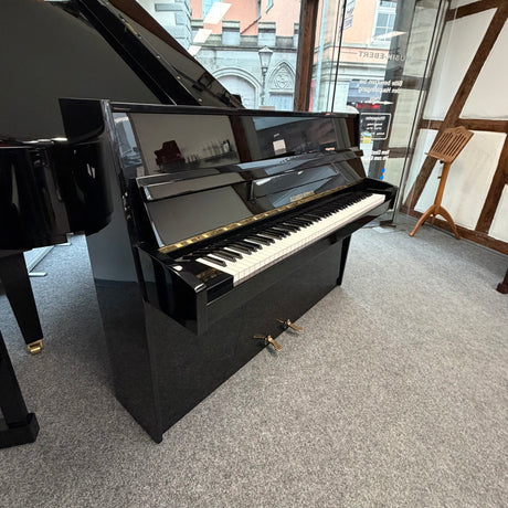 ALEXANDER HERRMANN Klavier 110M Occasion schwarz Lack Bj. 1985 , guter Zustand (gebraucht) - Musik-Ebert Gmbh