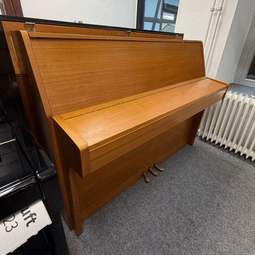 Schimmel Klavier 108 M Occasion – Nussbaum hell, Made in Germany (gebraucht)