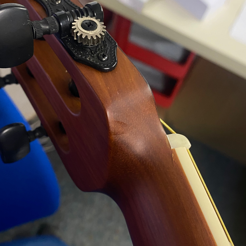 Ovation E-Akustik Klassikgitarre Celebrity Traditional Mid Cutaway CS24C-5G-G 4/4 (B-Ware) - Musik-Ebert Gmbh