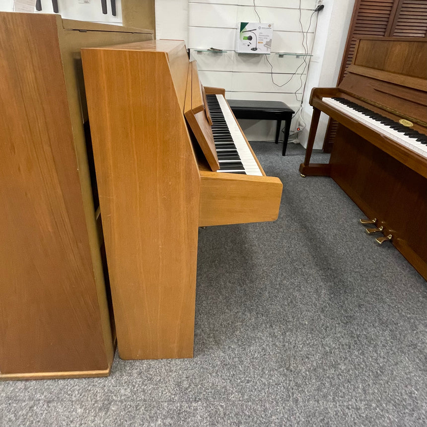 RIPPEN Klavier Cantabile 108M Occasion Nussbaum Bj. 1972 (gebraucht)