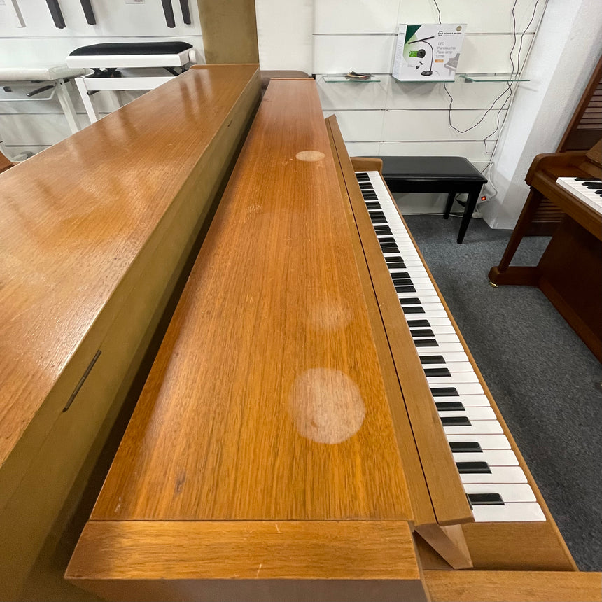 RIPPEN Klavier Cantabile 108M Occasion Nussbaum Bj. 1972 (gebraucht)
