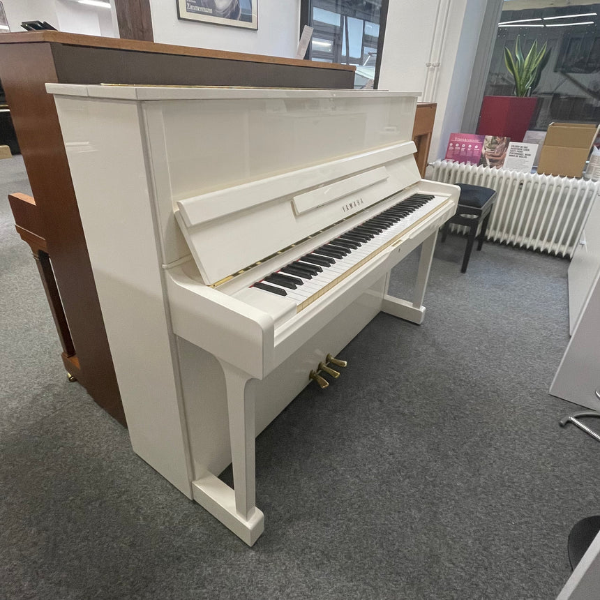 Yamaha SU-118 Klavier weiss poliert (gebraucht)