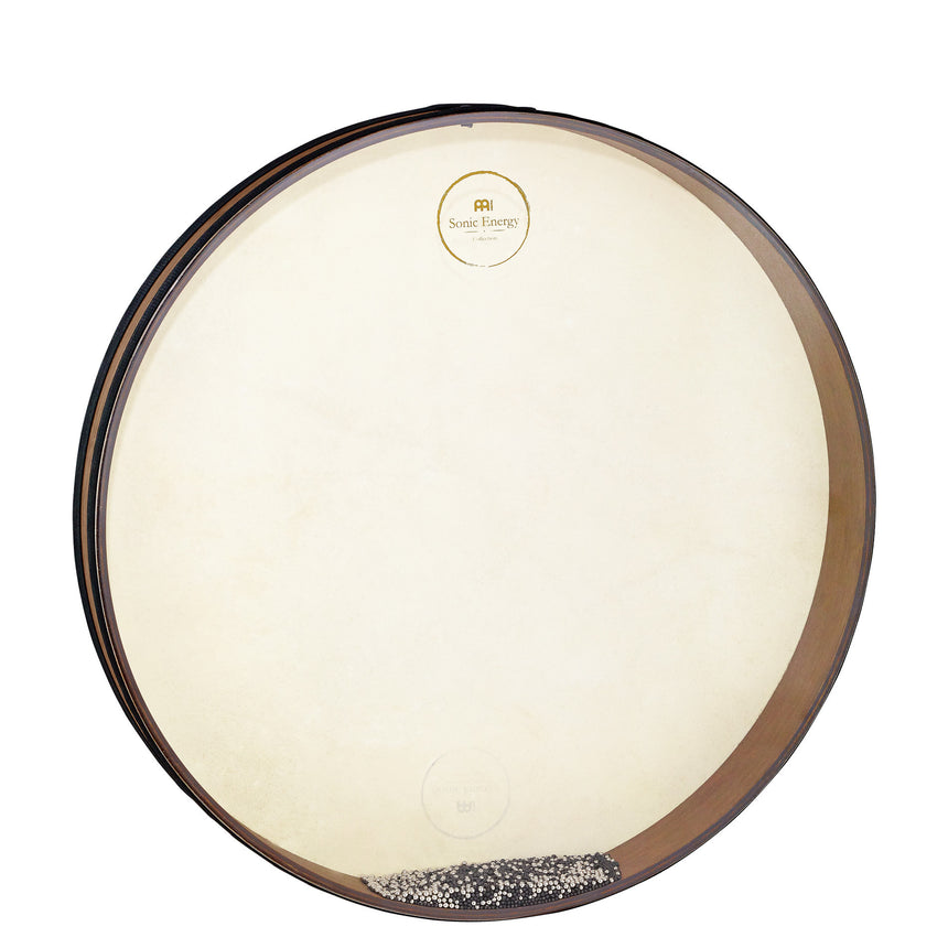 Wave Drum Meinl WD20WB, 20 pouces, Walnut Brown – vue oblique sur fond blanc