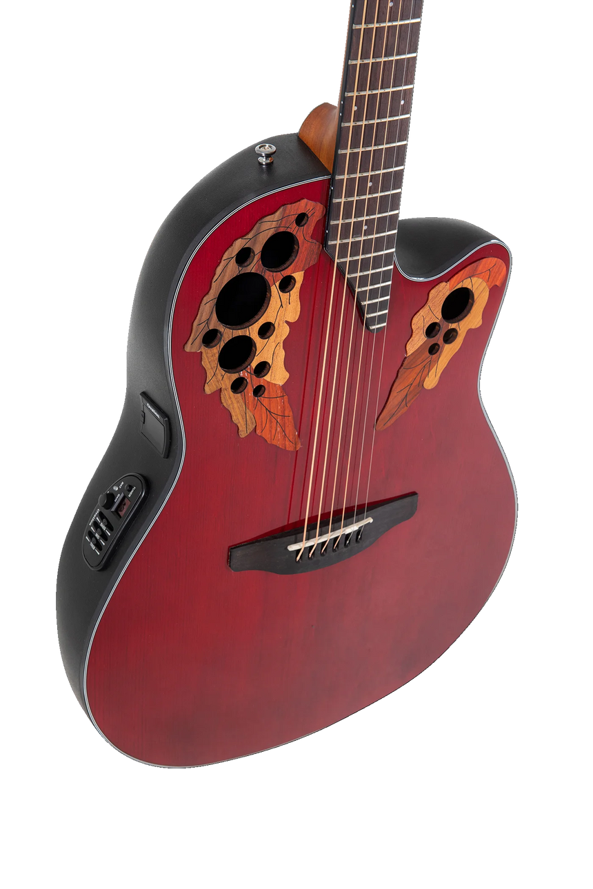 Ovation CE44-RR-G Westerngitarre in Ruby Red – Detail des Korpus
