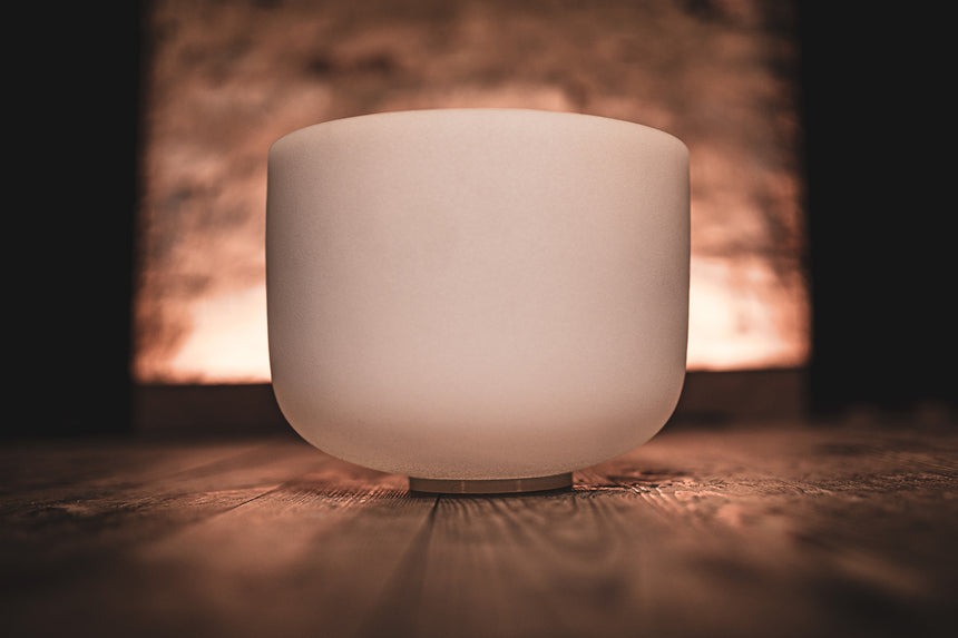 MEINL Sonic Energy CSB10D, blanc dépoli – sous un éclairage chaleureux