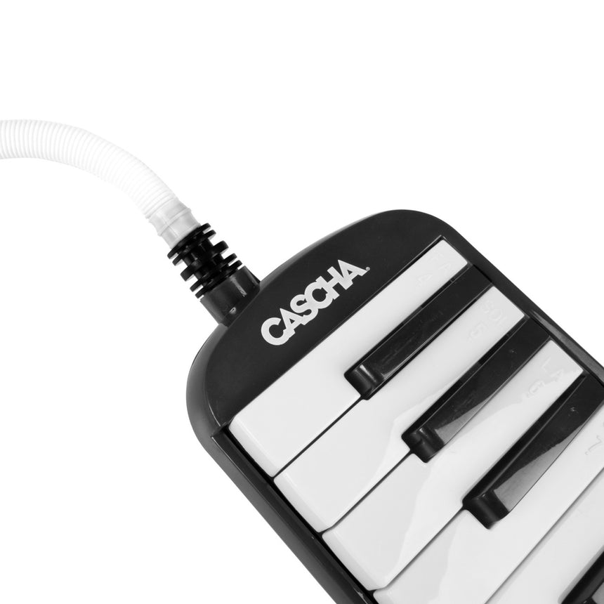 Mélodica Cascha HH 2061 noir – détail du clavier avec raccord du tuyau