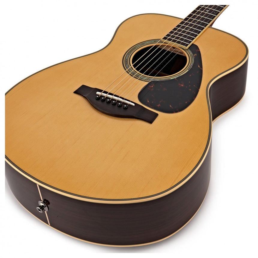 Guitare acoustique Yamaha LS6 ARE, épicéa massif, avec micro