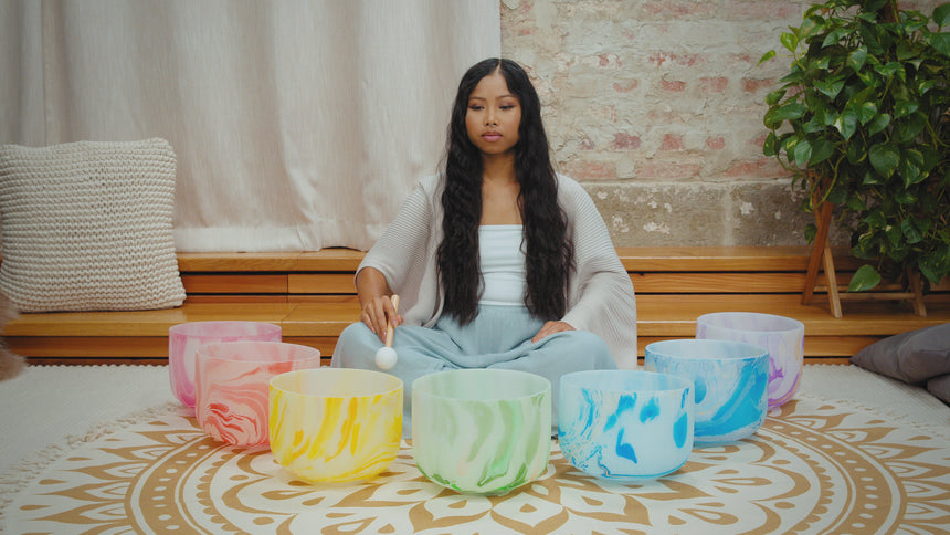 Meinl Sonic Energy 7-Piece Marble Crystal Singing Bowl Chakra Set, B4, A4, G4, F4, E4, D4, C4, 432 Hz (MCSBSETCHA)